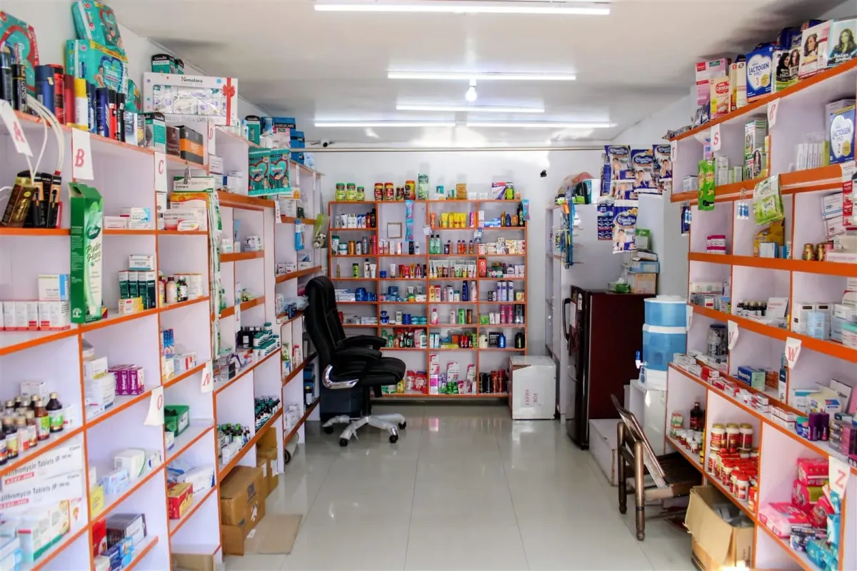 Pharmaceutical Lab at Healthy Smile